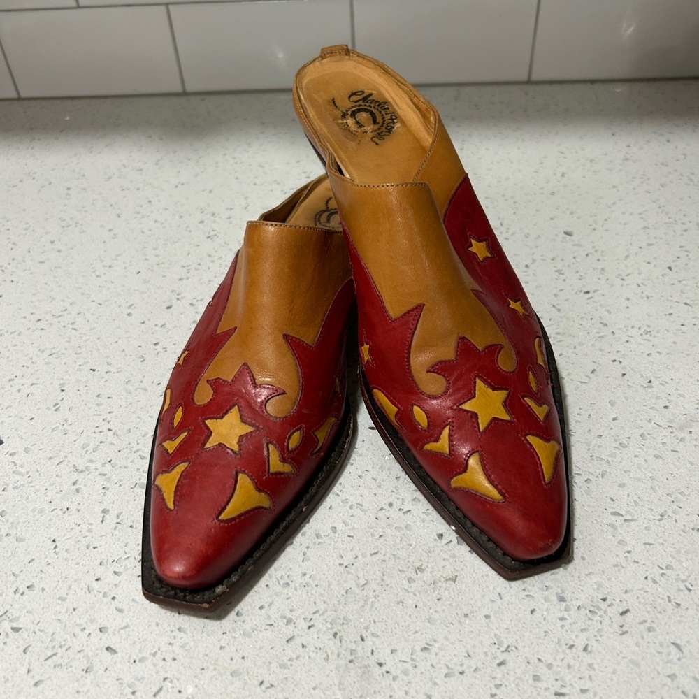 Charlie one horse Artisan Red and Tan Star Mules